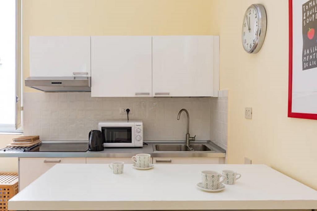 Casa Vacanze Colosseum By Alice โรม ภายนอก รูปภาพ
