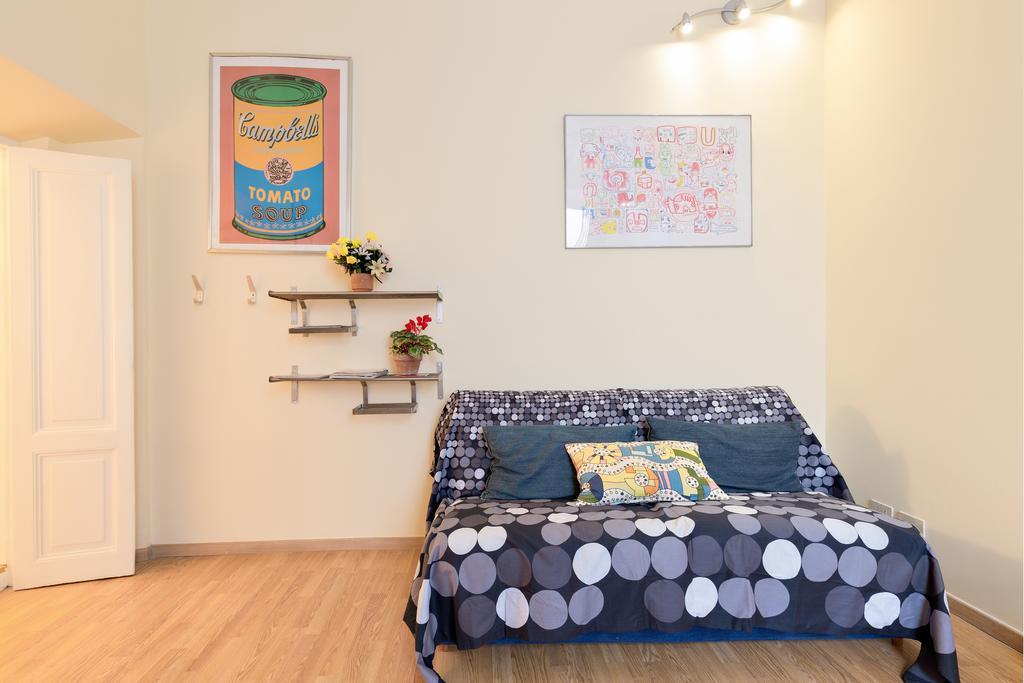 Casa Vacanze Colosseum By Alice โรม ภายนอก รูปภาพ