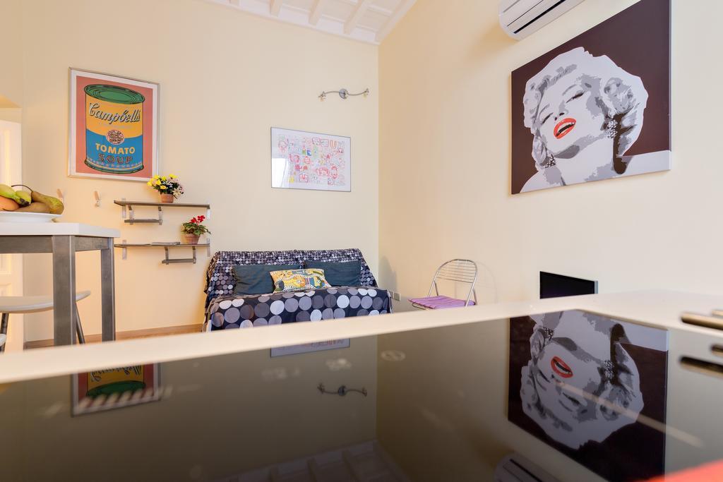 Casa Vacanze Colosseum By Alice โรม ภายนอก รูปภาพ
